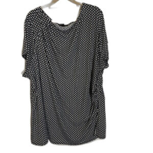 Lane Bryant top 26/28 Navy Blue White Asymmetrical  Geometric Abstract